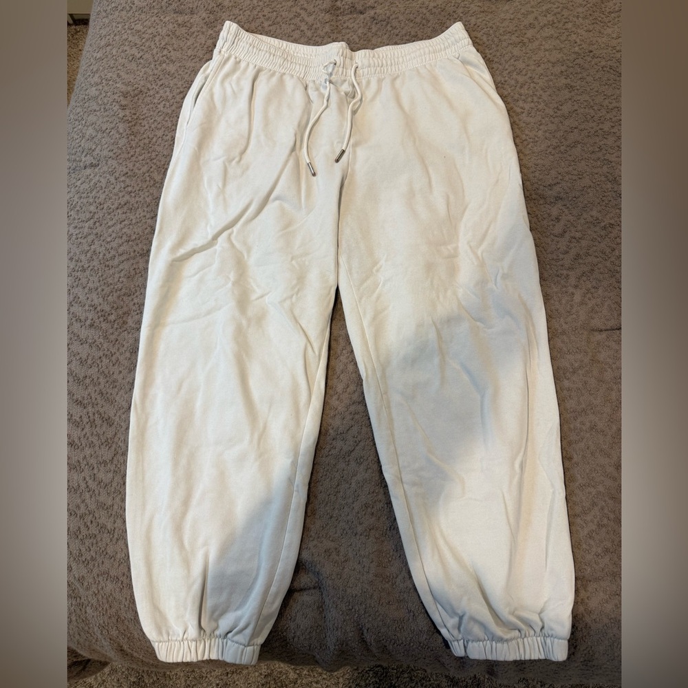 Women’s Cream Jogger Pants